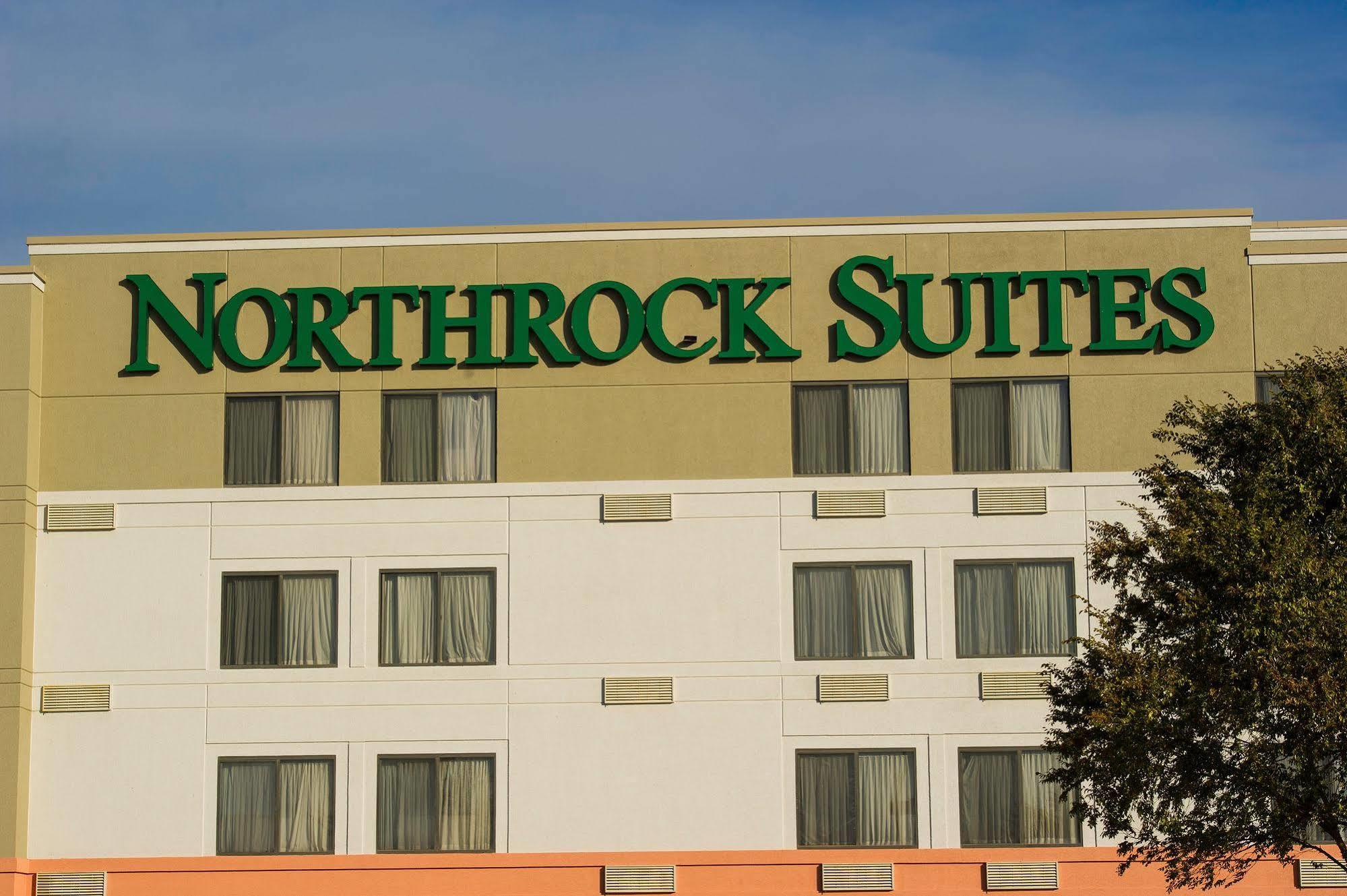 Comfort Inn & Suites Wichita Extérieur photo